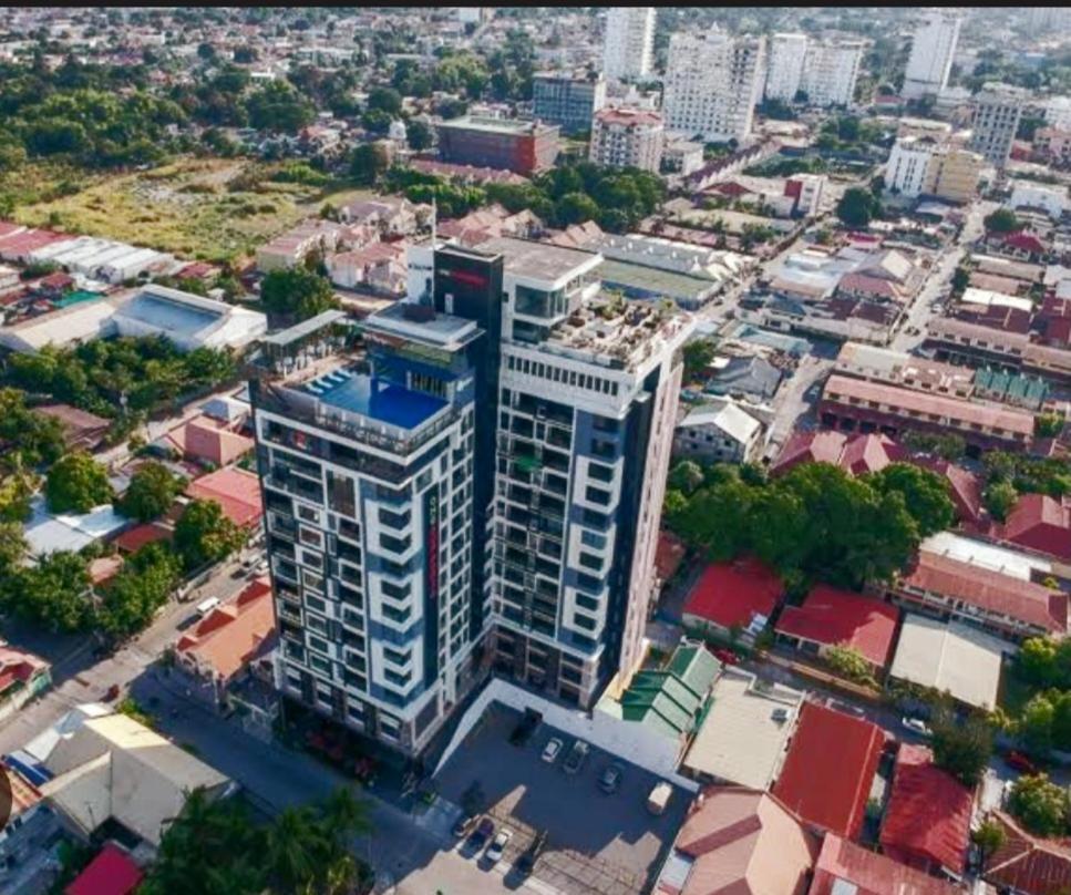 One Euphoria Prime Suite Hotel Angeles Exteriér fotografie