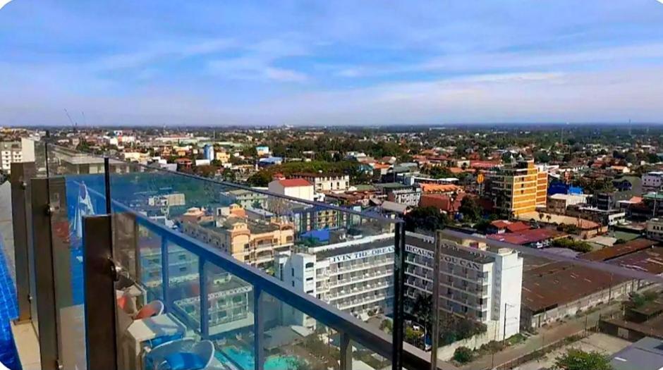 One Euphoria Prime Suite Hotel Angeles Exteriér fotografie